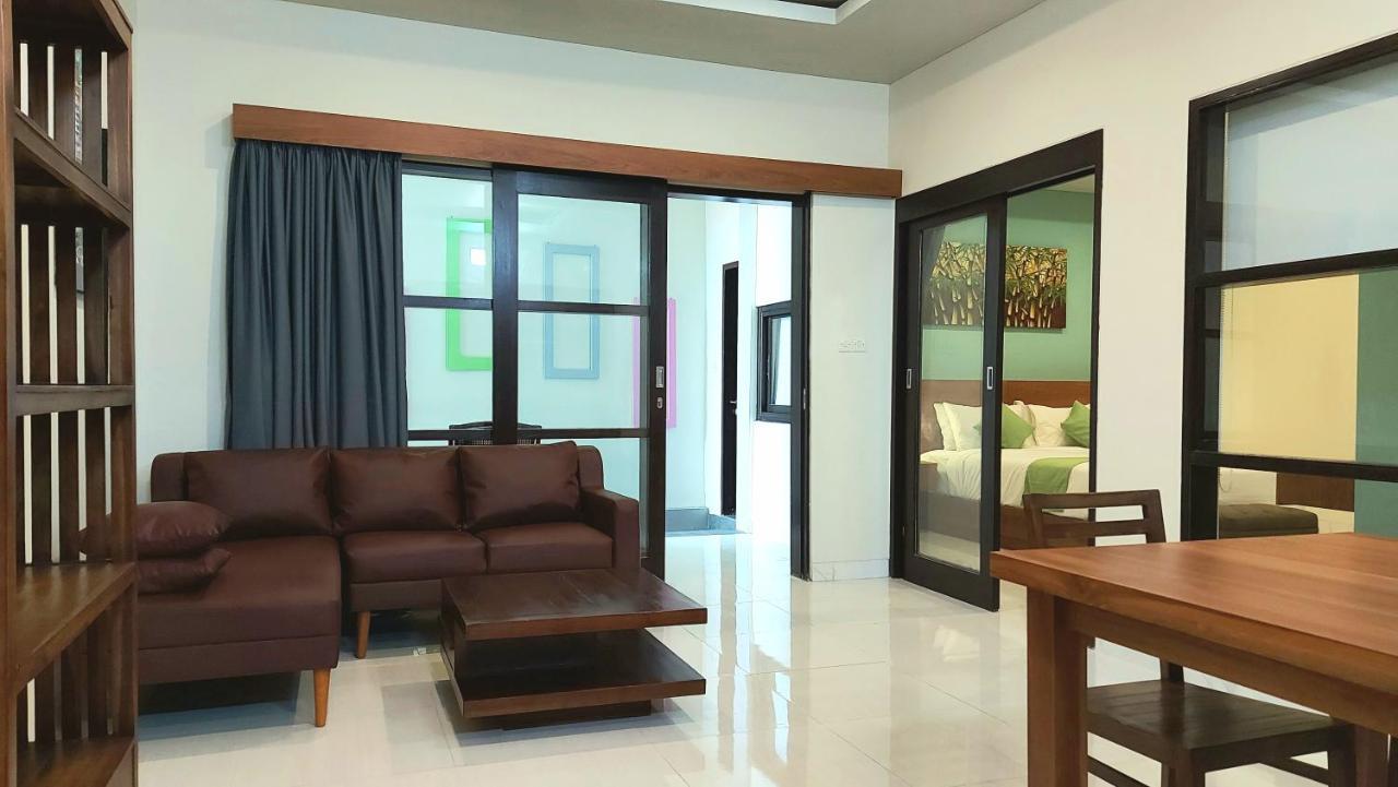 Hotel The New Moon Seminyak Exterior foto