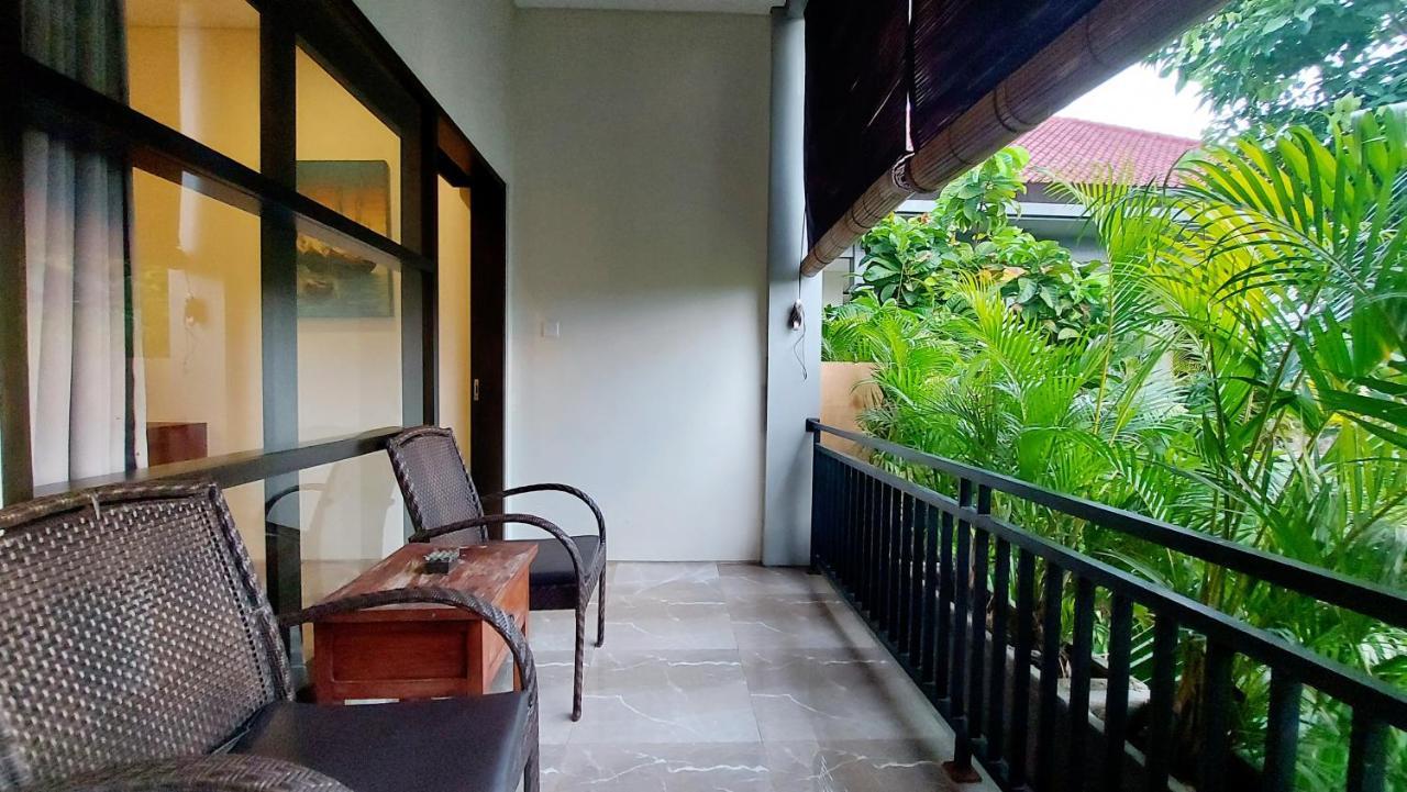 Hotel The New Moon Seminyak Exterior foto