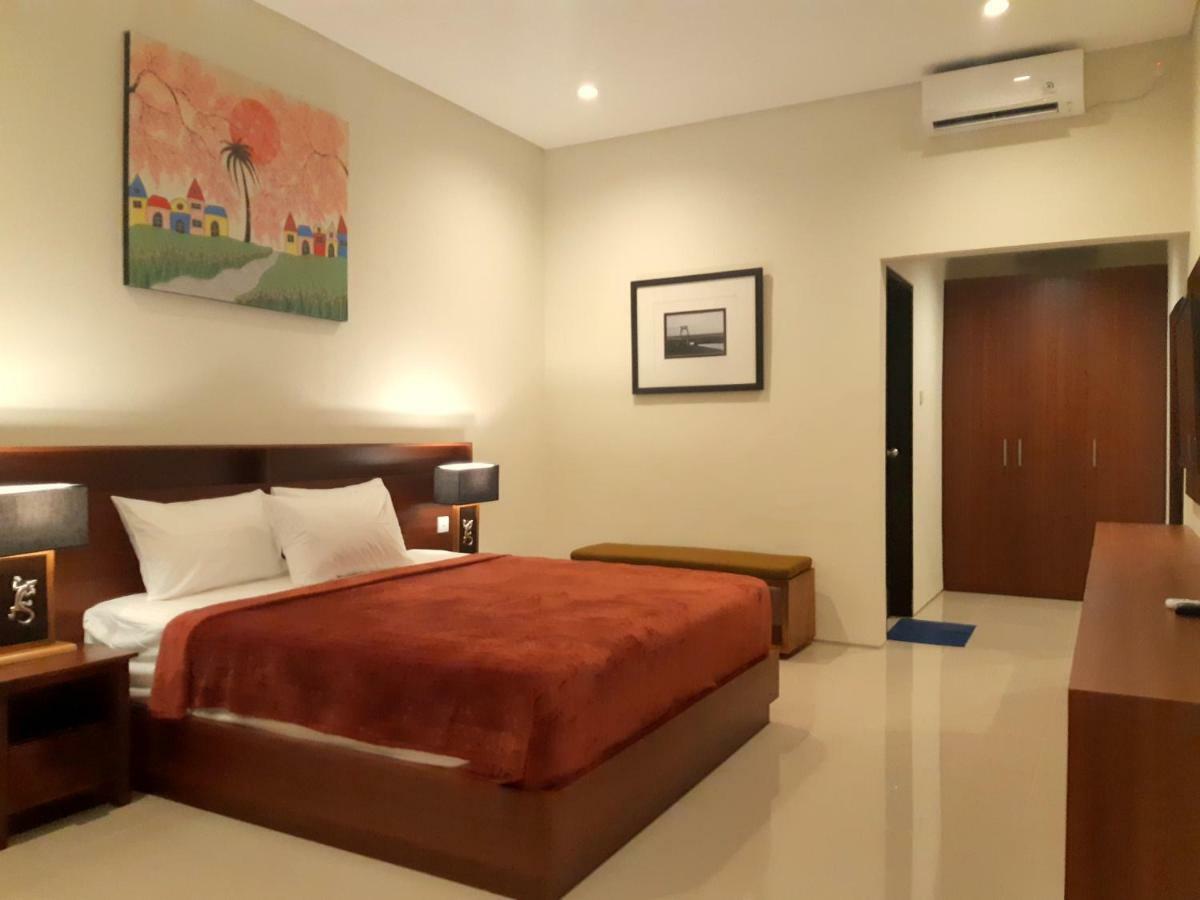 Hotel The New Moon Seminyak Exterior foto
